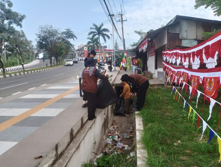 Gotong Royong Bersama di RT 36 || Jum'at, 08 Agustus 2025