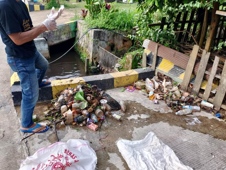Gotong Royong Bersama Warga || Minggu, 07 September 2025