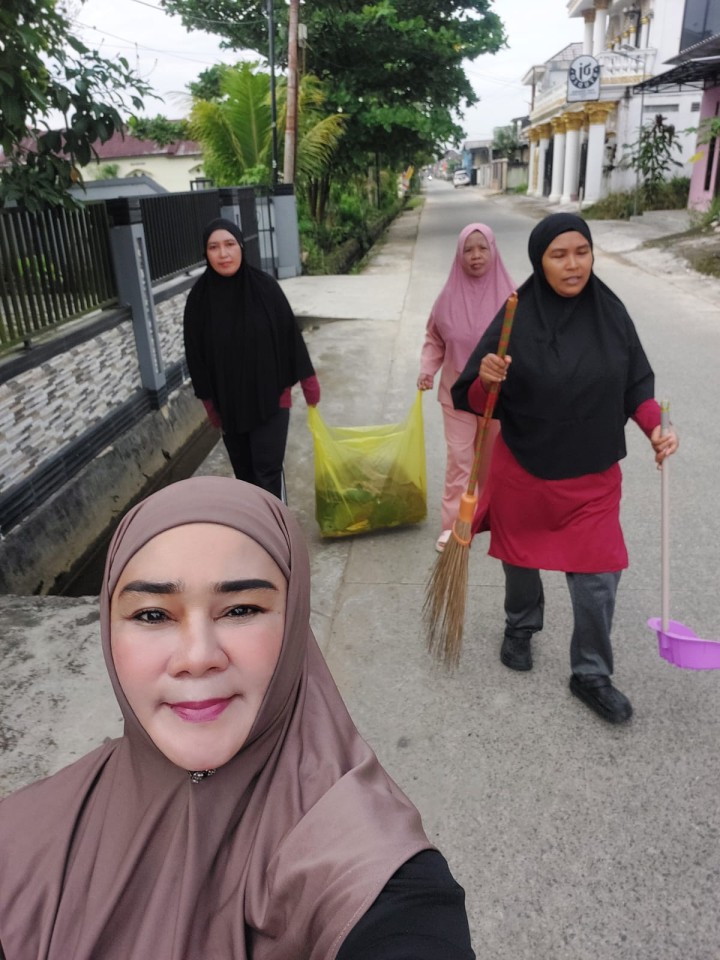 Gotong Royong Bersama Warga || Minggu, 07 September 2025
