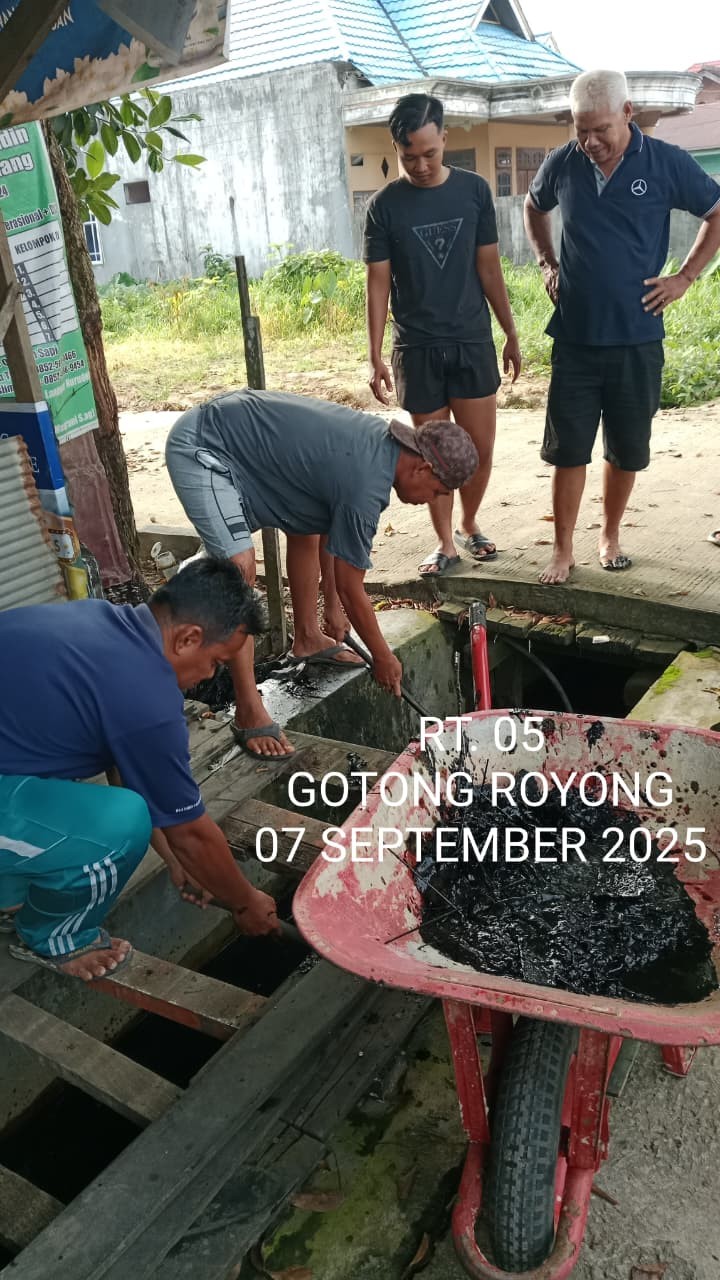 Gotong Royong Bersama Warga || Minggu, 07 September 2025