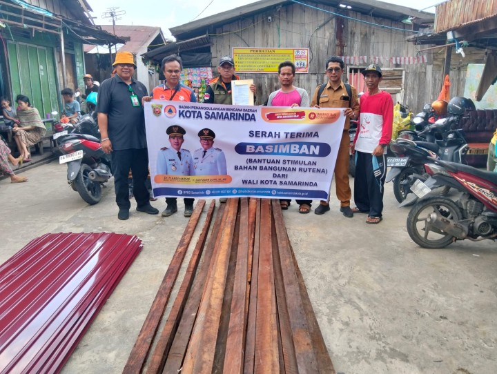 Penyerahan Bantuan untuk Warga Terdampak Angin Puting Beliung || Selasa, 23 September 2025