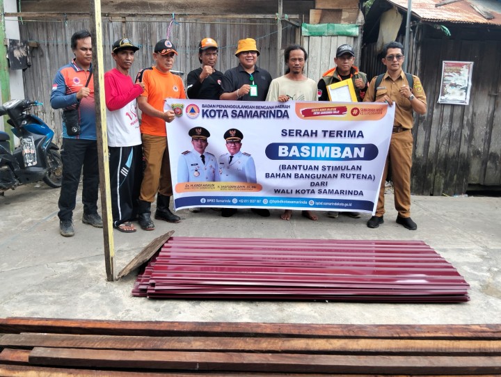 Penyerahan Bantuan untuk Warga Terdampak Angin Puting Beliung || Selasa, 23 September 2025