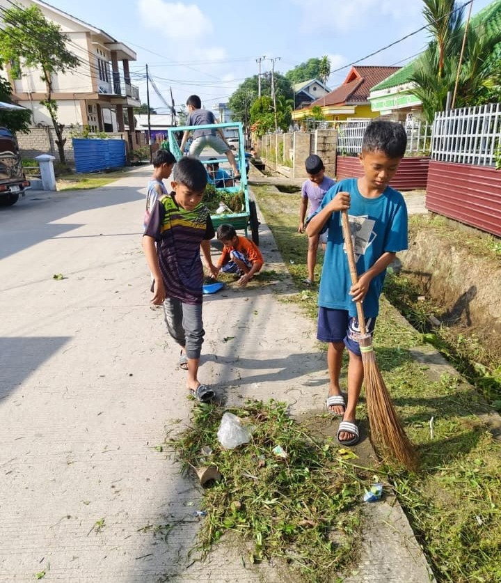 Gotong Royong di Wilayah Masing-Masing RT || Minggu, 12 Oktober 2025