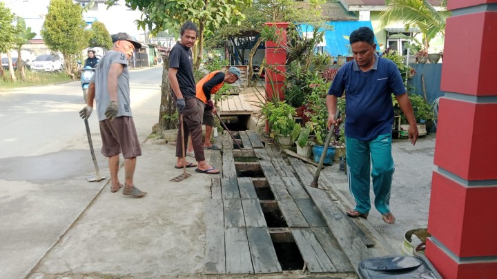 Gotong Royong di Wilayah Masing-Masing RT || Minggu, 12 Oktober 2025