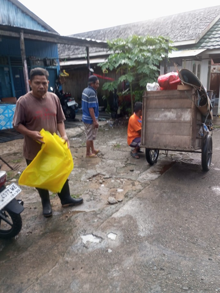 Gotong Royong di Wilayah Masing-Masing RT || Minggu, 19 Oktober 2025