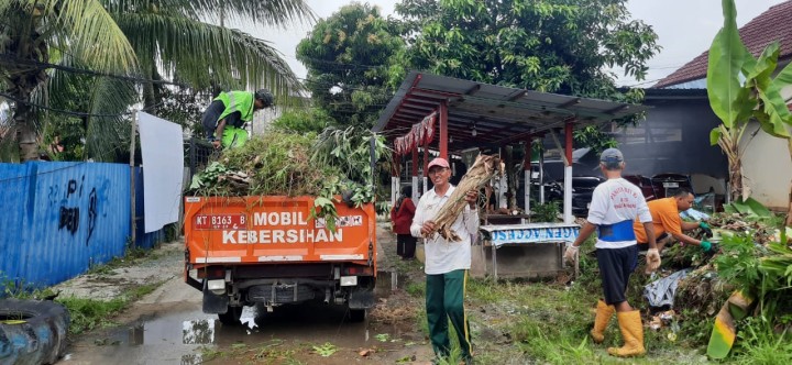 Gotong Royong di Wilayah Masing-Masing RT || Minggu, 19 Oktober 2025