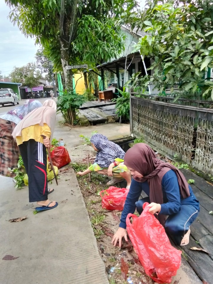 Gotong Royong di Wilayah Masing-Masing RT || Minggu, 26 Oktober 2025