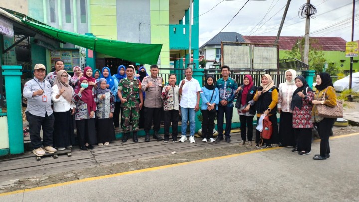 Kunjungan Tim Penilaian 6 Standar Pelayanan Minimal di Posyandu Apel || Kamis, 13 November 2025