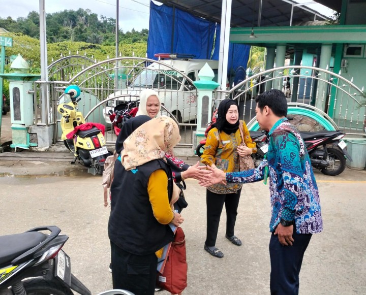 Kunjungan Tim Penilaian 6 Standar Pelayanan Minimal di Posyandu Apel || Kamis, 13 November 2025