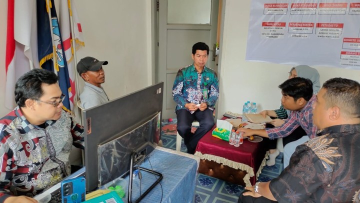 Kunjungan Tim Disdik Kota Samarinda Terkait Rencana Rehabilitasi Berat SDN 003 Sungai Keledang || Kamis, 13 November 2025