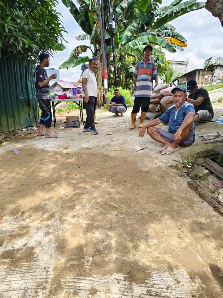 Gotong Royong di Wilayah Masing-Masing RT || Minggu, 16 November 2025