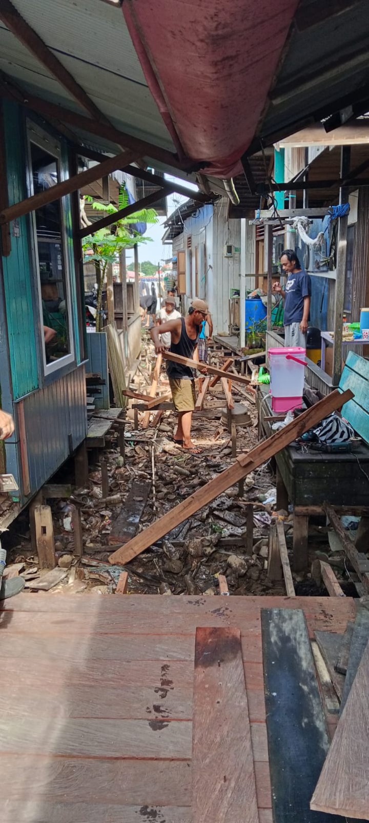Gotong Royong di Wilayah Masing-Masing RT || Minggu, 23 November 2025