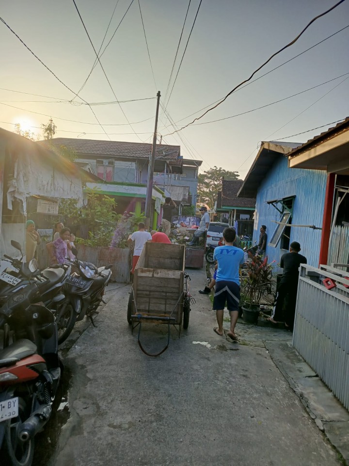 Kegiatan Gotong Royong Warga  || Minggu, 18 Januari 2026