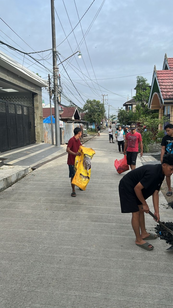 Gotong Royong Warga Kelurahan Sungai Keledang || Minggu, 15 Februari 2026