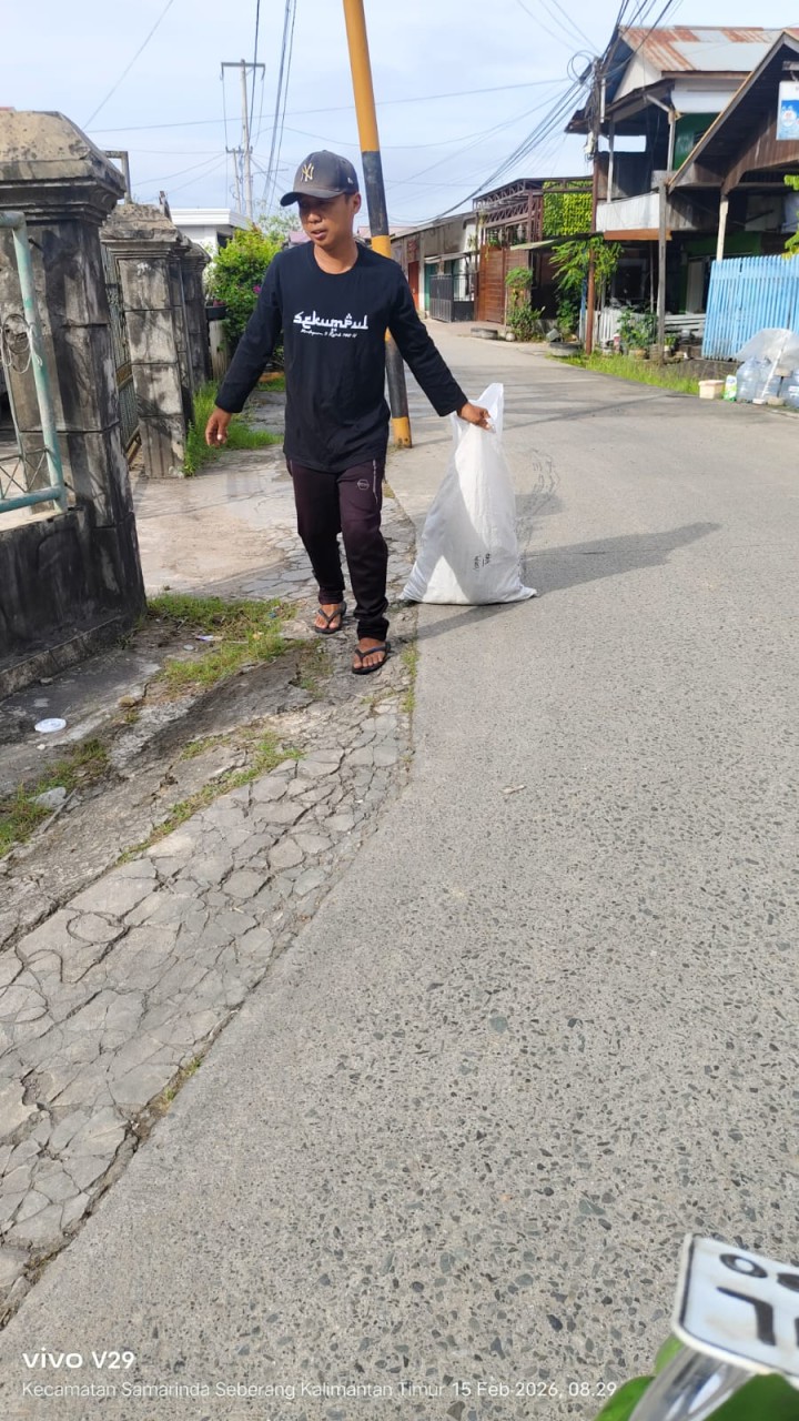 Gotong Royong Warga Kelurahan Sungai Keledang || Minggu, 15 Februari 2026