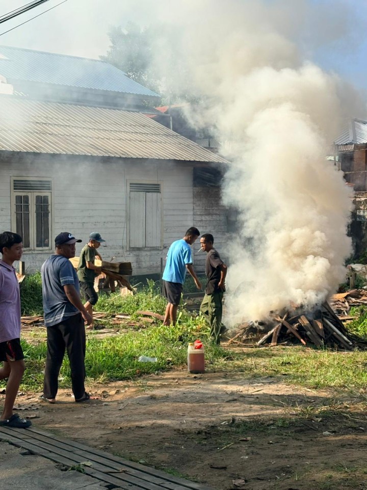 Gotong Royong Warga Kelurahan Sungai Keledang || Minggu, 05 April 2026