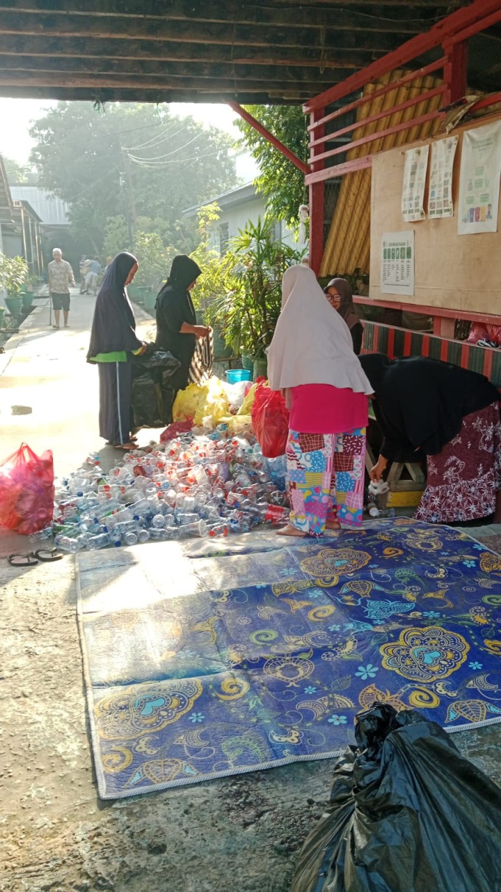Gotong Royong Warga Kelurahan Sungai Keledang || Minggu, 05 April 2026