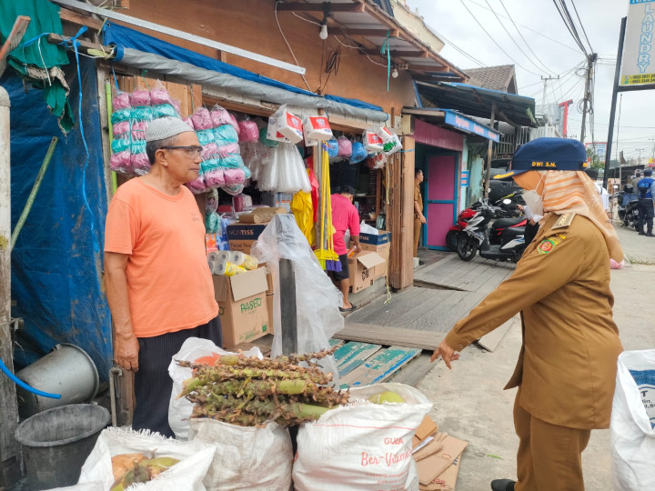 Pembongkaran PKL di Pasar Kedondong, Senin, 11 Sept 2023