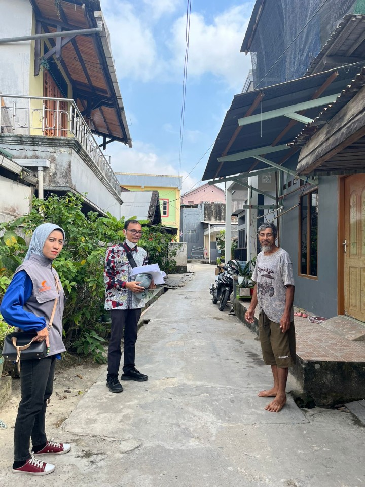 Meninjau lokasi RT.02