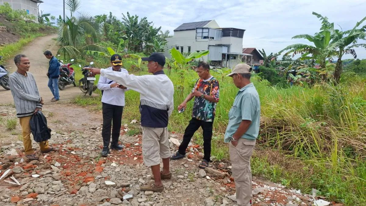 mediasi Tanah batas Patok di wilayah RT.112 Bangun Rejo