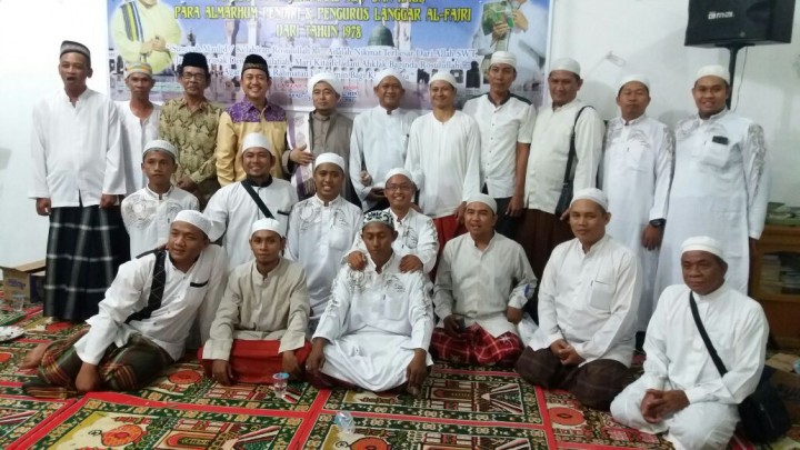 Kegiatan  Maulid Nabi Muhammad SAW  di Langgar Al Fajri pada tanggal  26 Juni 2017