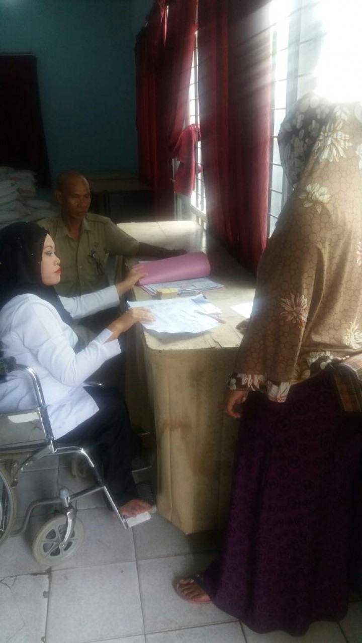 Pendistribusian Rastra Bansos Kelurahan Sungai PInang Luar