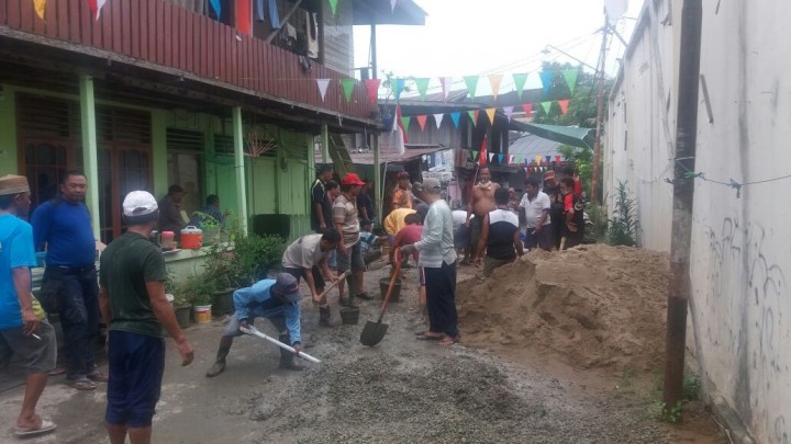 bulan bakti gotong royong