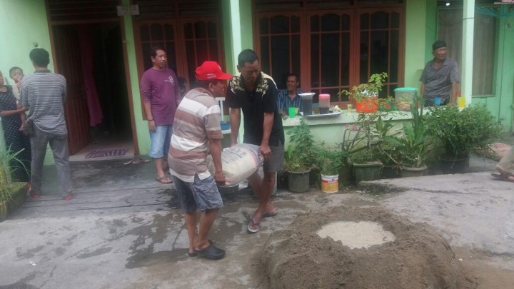 bulan bakti gotong royong