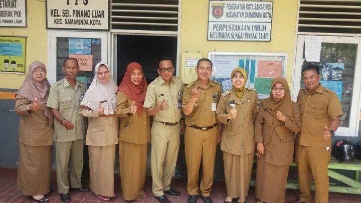 pembinaan administrasi dari kecamatan Samarinda Kota
