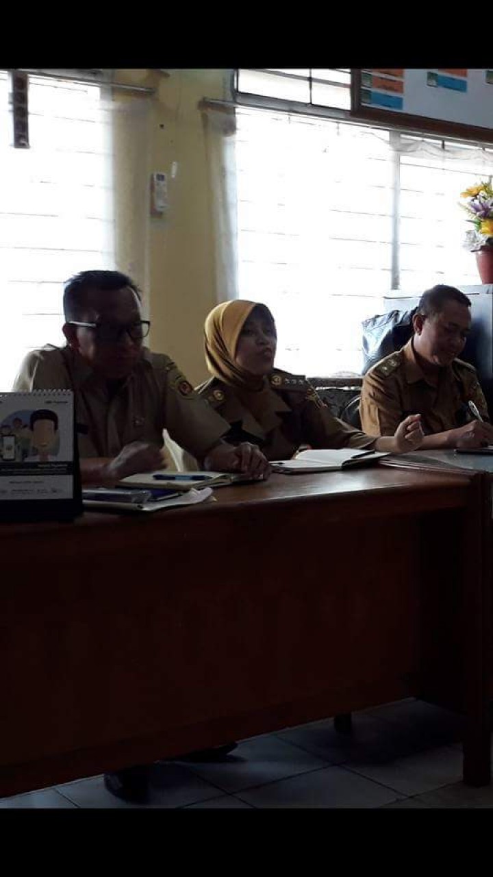 pembinaan administrasi dari kecamatan Samarinda Kota