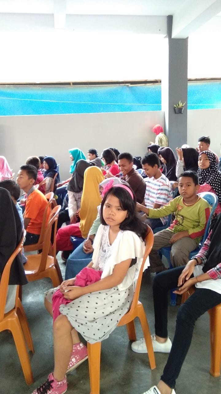 mengikuti kegiatan pelantikan Forum Layak Anak Kecamatan Samarinda Kota
