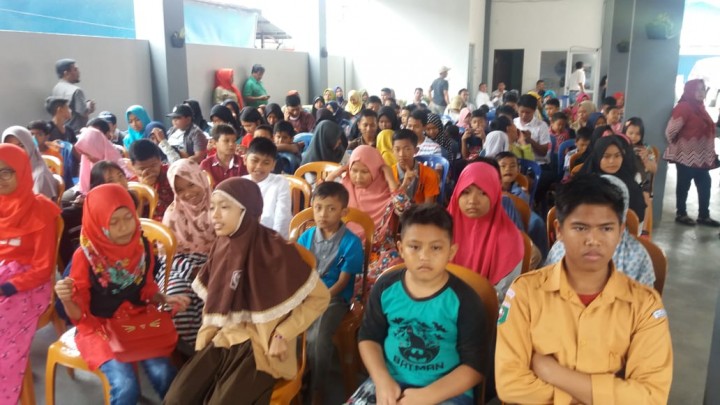 mengikuti kegiatan pelantikan Forum Layak Anak Kecamatan Samarinda Kota
