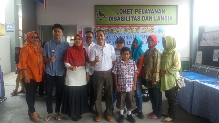 mengikuti kegiatan pelantikan Forum Layak Anak Kecamatan Samarinda Kota