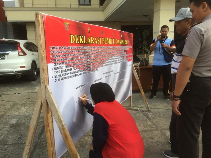 Deklarasi Pemilu Damai PILEG 2019 Kecamatan Samarinda Kota, Kecamatan Sambutan,Kecamatan Samarinda Ilir hari jum'at 14 september 2018