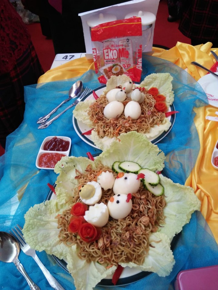 Kegiatan lomba lomba kegiatan PKK  kelurahan sungai Pinang Luar