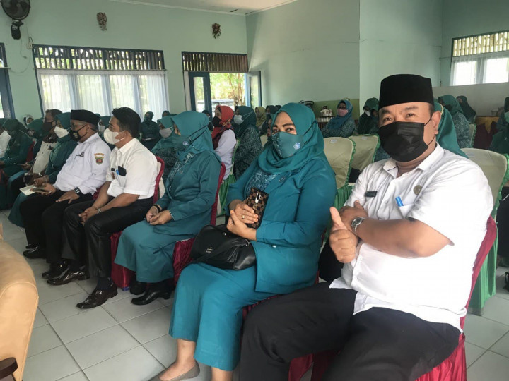 Pelantikan Ketua TP PKK Kel.Mugirejo dan Penyerahan Surat Tugas Ketua TP PKK Kel.Bandara