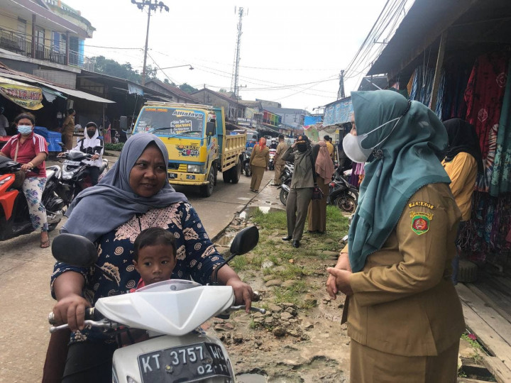 Pendisiplinan Protokol Kesehatan di Tempat Publik