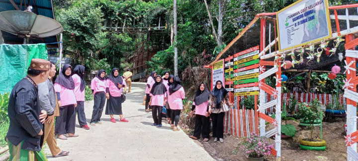 Pembinaan Dasa Wisma Lomba Kebun Toga