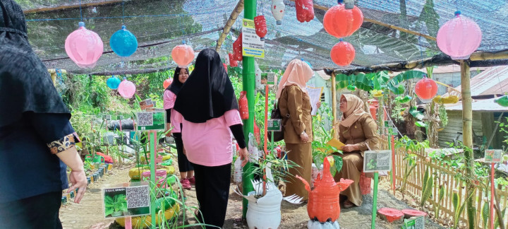 Pembinaan Dasa Wisma Lomba Kebun Toga