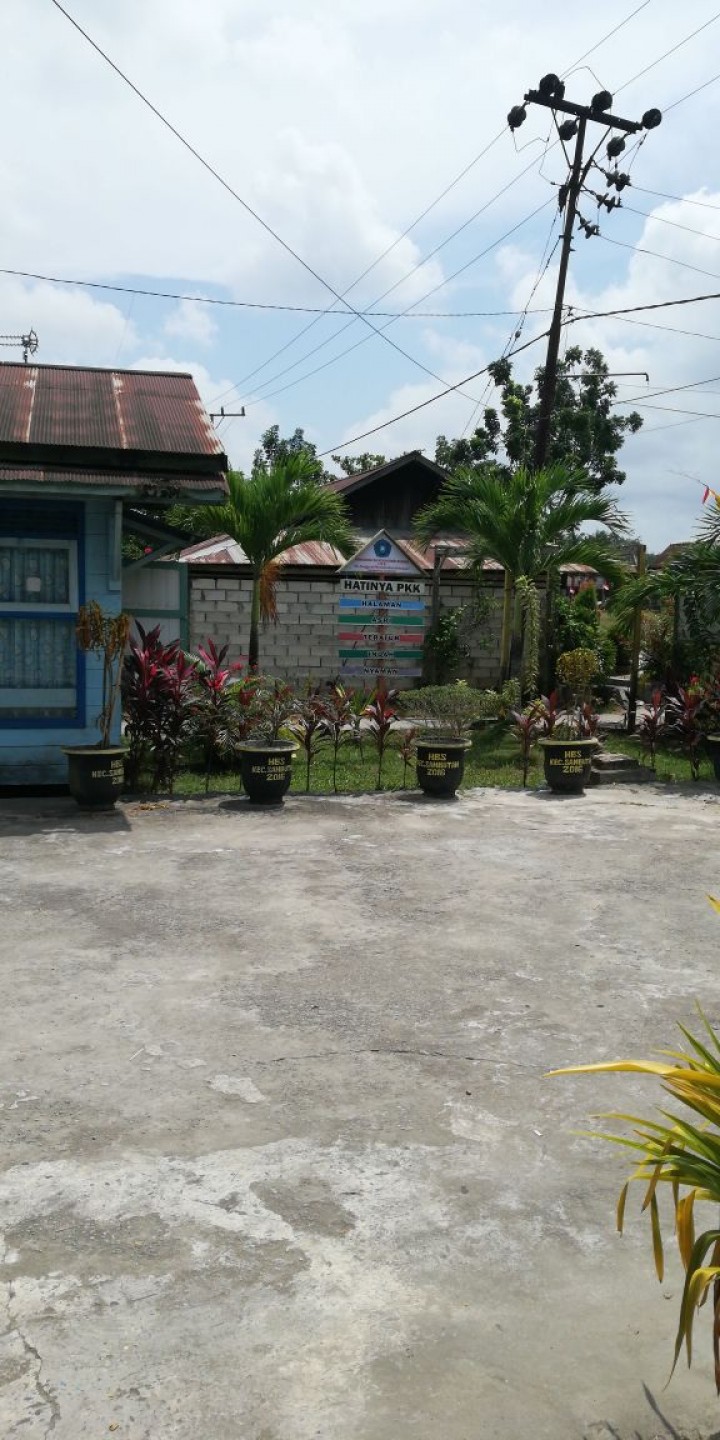 Study Tiru Kelurahan Tanah Merah dan PKK Ke kelurahan sindang sari kecamatan sambutan tentang Lingkungan bersih dan sehat ( LBS )