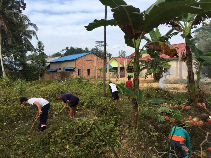 Kerja Bakti di RT. 14 Jalan Merapi KelurahanTanah Merah Tahun 2019