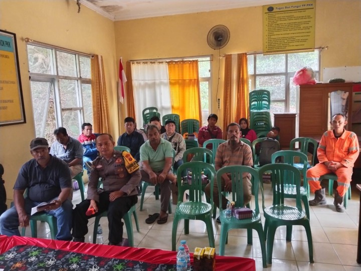 SOSIALISASI KEGIATAN PERTAMINA BERLOKASI DI WILAYAH RT. 24 KELURAHAN TANAH MERAH