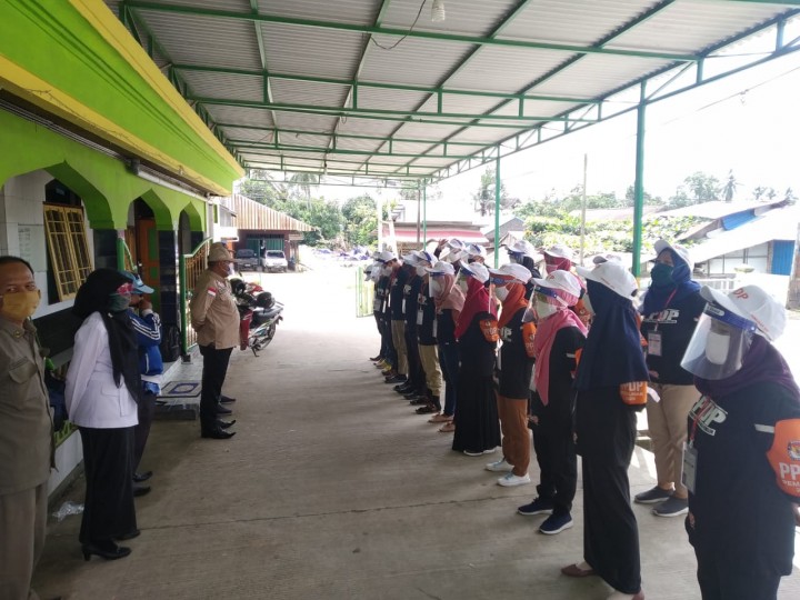 Kegiatan Apel Pelepasan PPDP (Petugas Pemutakhiran Data Pemilih) Pilkada Pada Tahun 2020 Kelurahan Tani Aman Kecamatan Loa Janan Ilir