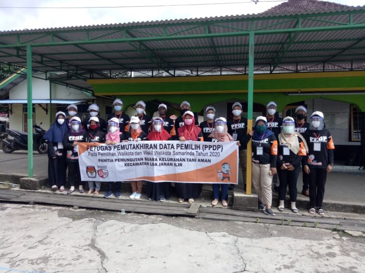 Kegiatan Apel Pelepasan PPDP (Petugas Pemutakhiran Data Pemilih) Pilkada Pada Tahun 2020 Kelurahan Tani Aman Kecamatan Loa Janan Ilir