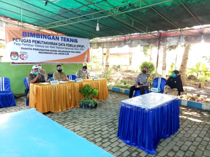 Kegiatan Pelantikan dan Bintek PPDP ( Petugas Pemutakiran Data Pemilih ) Pemilu Kada Walikota dan Wakil Walikota Samarinda pada tanggal 13 Juli 2020