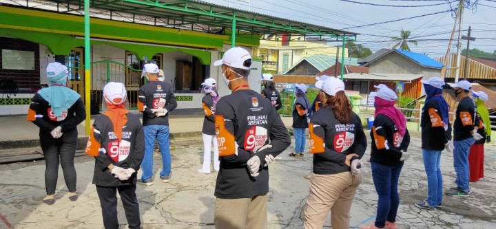 Kegiatan Apel Coklit Petugas PPDP Kelurahan Tani Aman di Area Parkiran Langgar Al Aman. 18 Juli 2020