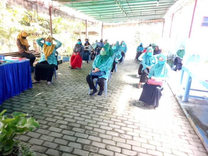 Kegiatan Pelatihan Peningkatan Kapasitas Kadar PKK Tani Aman Kecamatan Loa Janan Ilir