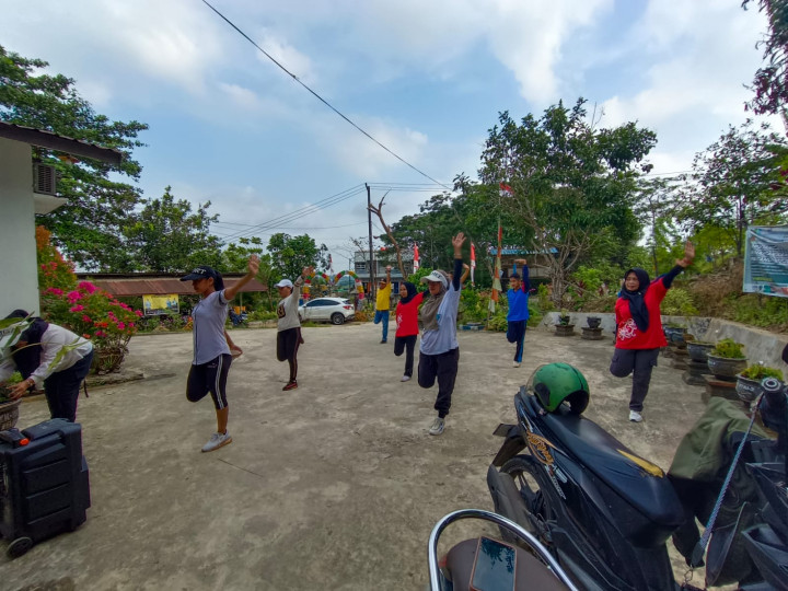 Senam Sehat Jumat Pagi Pegawai Kelurahan Tani Aman TH.2023
