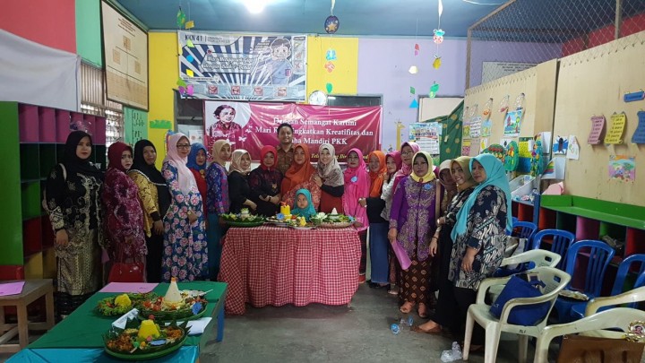 Kegiatan PKK Kelurahan Teluk Lerong Ilir