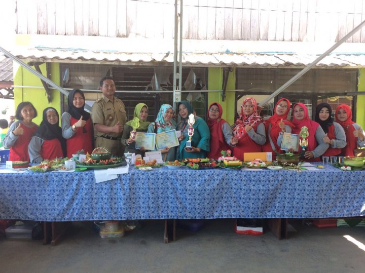 Kegiatan PKK Kelurahan Teluk Lerong Ilir